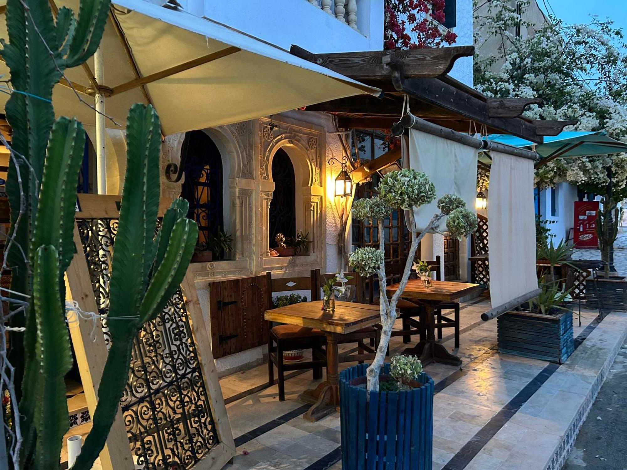 L'Artisan Hotel Harqalah ภายนอก รูปภาพ
